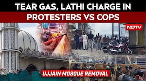 Tear Gas, Lathi Charge In Protesters vs Cops Over Ujjain Mosque Removal
