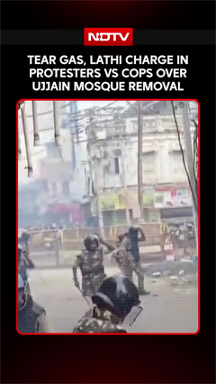 Ujjain Masjid Row: Tear Gas, Lathi Charge After Clashes Over Road Widening | Latest Updates