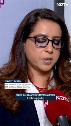 Deakin Scholarship: Expert Feedback, Student Ambition