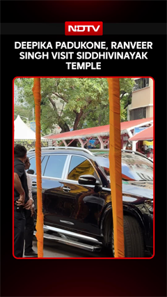 Deepika Padukone, Ranveer Singh Visit Siddhivinayak Temple
