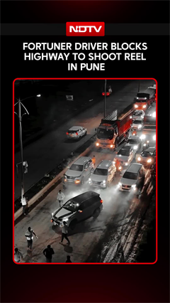 Pune: Fortuner Parked Across Highway For Reel, Traffic Comes To A Standstill