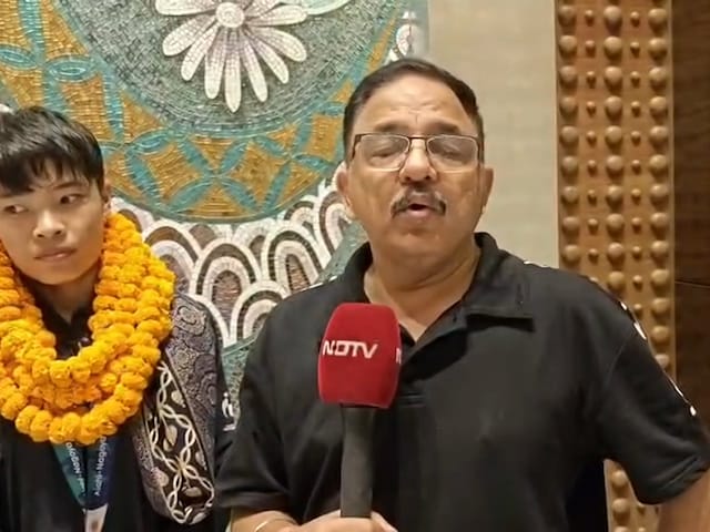 हैट्रिक मेडल के बाद रोशिबिना देवी ने बताई दिल की बात