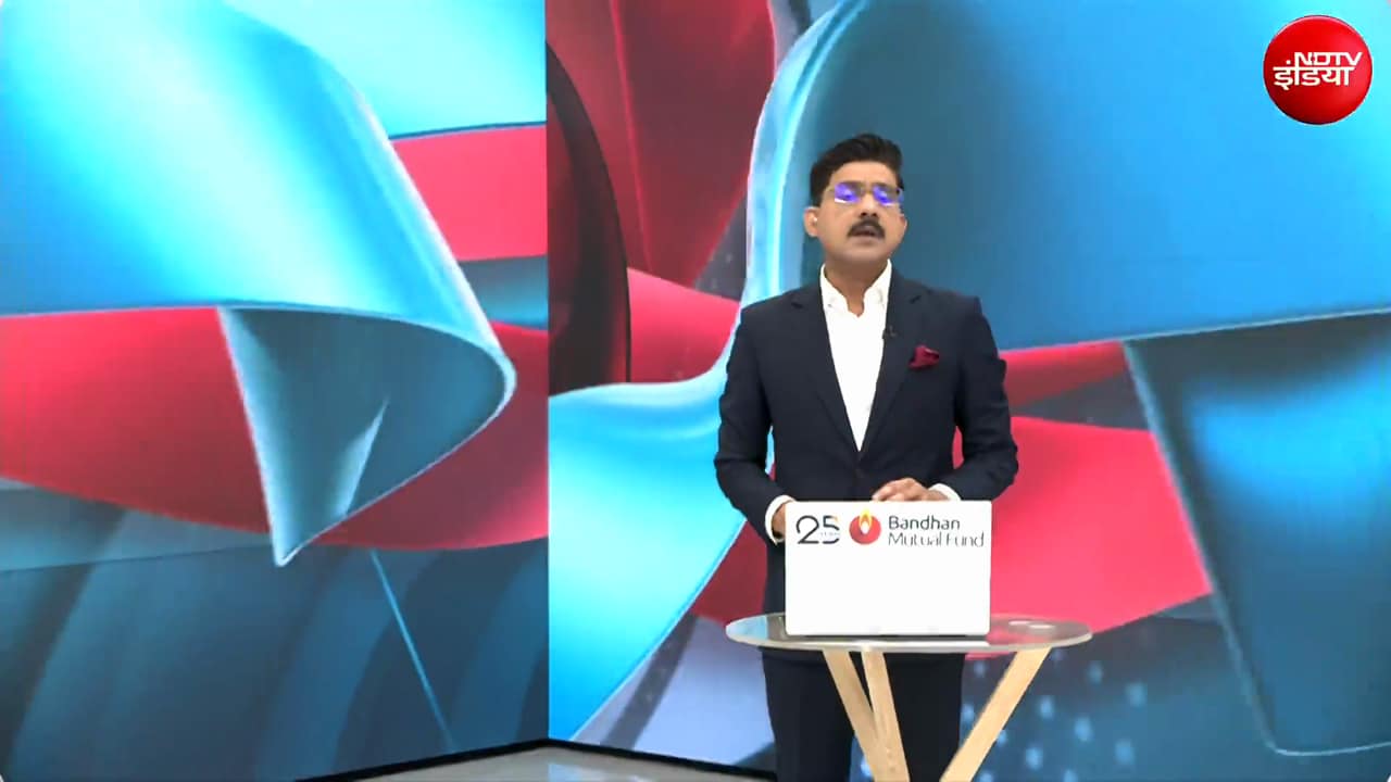 गुरुग्राम में खौफनाक वारदात, महिला बाइकर को स्टॉकर्स ने कार से मारी टक्कर- देखें VIDEO