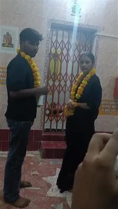 Video : प्रेमी संग भागी पत्नी तो पति ने उसी से करा दी शादी