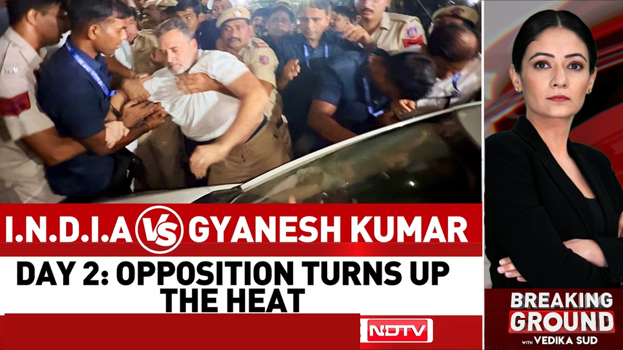 Rahul, Priyanka Face FIR After Opposition Protest, INDIA Bloc Plans Fresh ECI Agitation