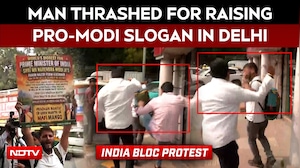 INDIA Bloc Protest | Man Thrashed For Raising Pro-Modi Slogan At Opposition Protest In Delhi