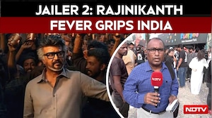 Jailer 2 Review | Thalaiva 's Fans Perform Aarti, Pour Milk On Rajinikanth's Poster In Chennai