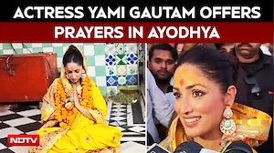 Yami Gautam Visits Ram Janmabhoomi & Hanumangarhi in Ayodhya to Seek Blessings