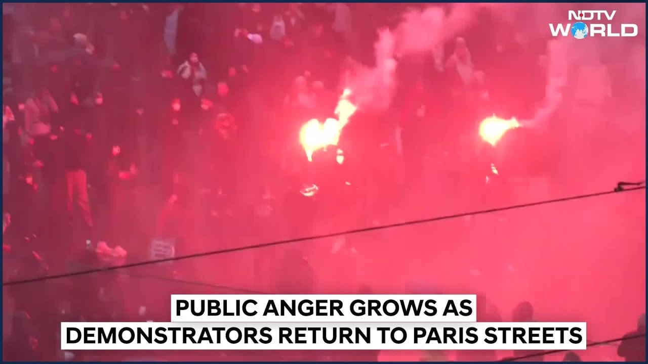 PARIS ON FIRE: Riot Police Clash With Protesters As Anti-Government Fury Explodes In France