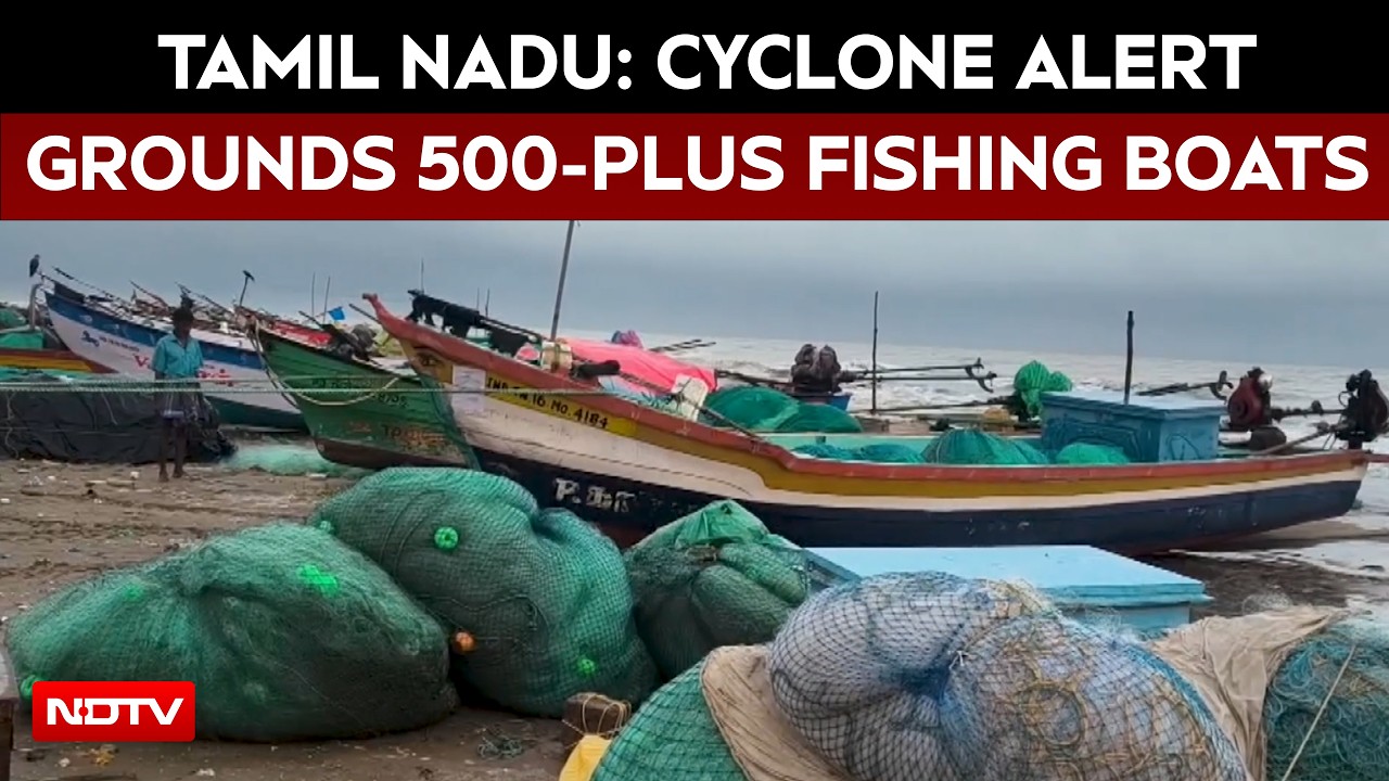 Tamil Nadu News | Cyclone Alert Grounds 500-Plus Fishing Boats In Tamil Nadu's Vedaranyam