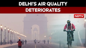 Delhi Air Pollution: Delhi Air Quality Deteriorates, Pollution Curbs Deployed