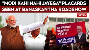 PM Modi In Gujarat | "Modi Kahin Nahin Jayega" Signs Seen At Banaskantha Roadshow In Gujarat