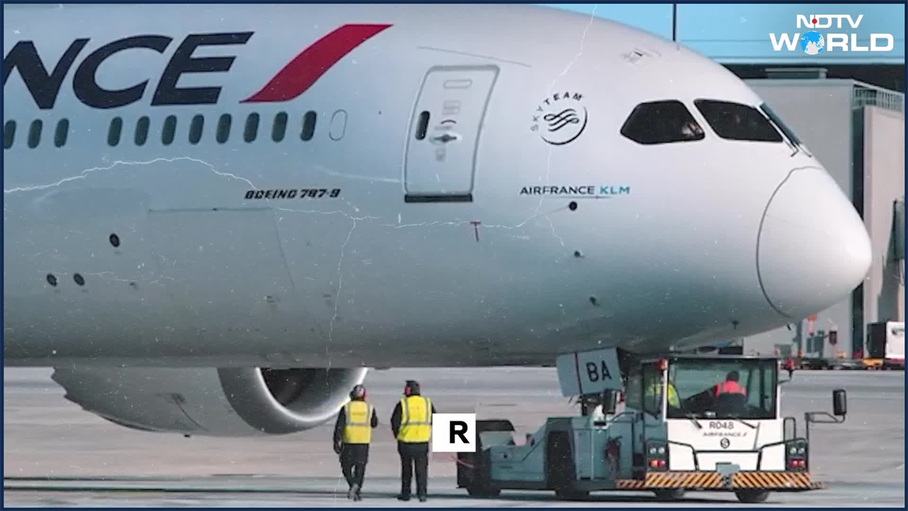 flyDubai Horror | Pakistani Pilots Banned From Air France Flights To Israel After flydubai Incident