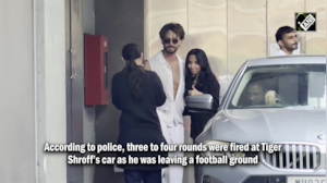 Tiger Shroff | Bollywood Actor Tiger Shroff's Car Attacked In Mumbai's Juhu