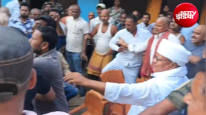 राघोपुर में मातम के बीच हिंसक झड़प, प्रशांत किशोर की मौजूदगी में JDU नेता घायल