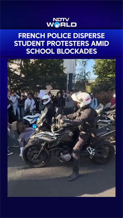 French Police Disperse Student Protesters As School Blockades Continue