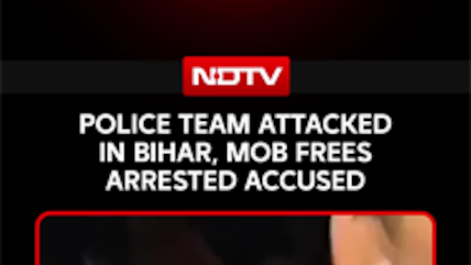 Mob Attacks Police Team In Bihar's Bagaha, Frees Arrested Accused