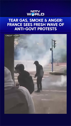 France Protest | Tear Gas, Smoke & Anger: France Sees Fresh Wave Of Anti-Government Protests