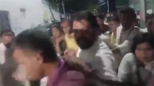 ममता बनर्जी पर चाकू से हमले की कोशिश, TMC का दावा