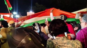 CJP Tiranga March: AAP ने निकाली तिरंगा रैली, पार्टी मुख्यालय से CP की ओर कूच