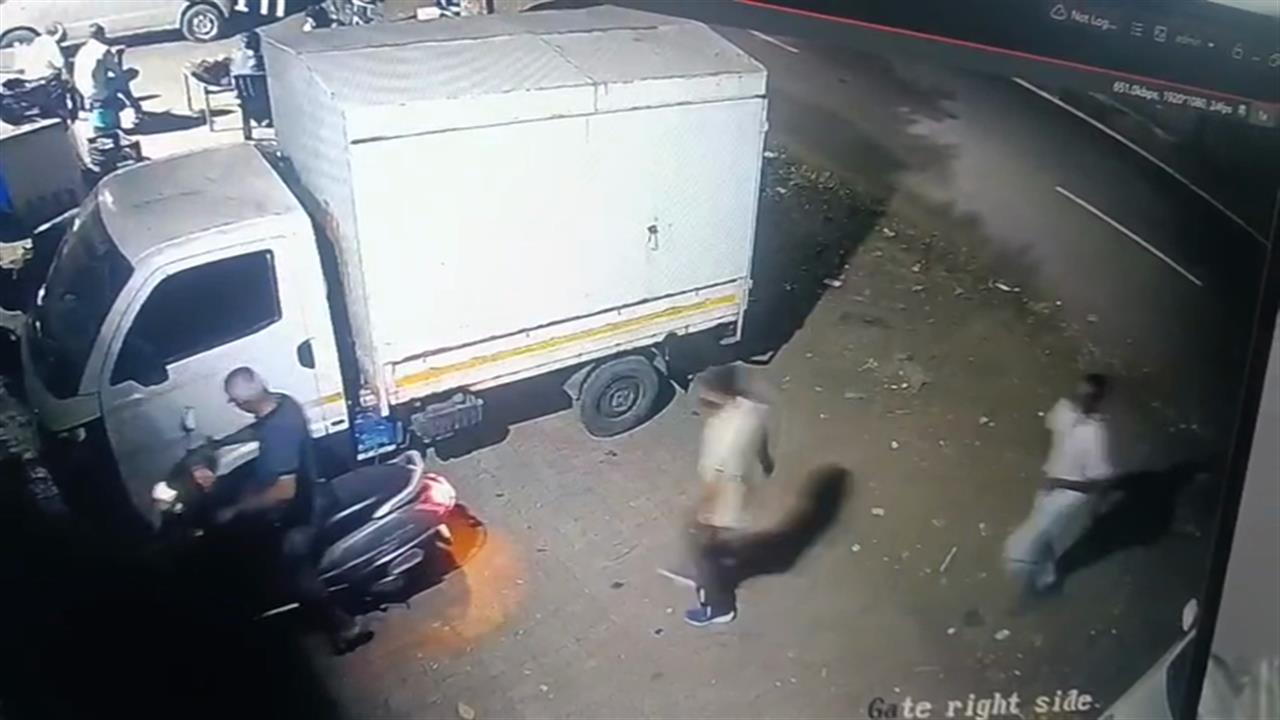 Rajkot Loot-Murder: ₹1.53 करोड़ के गहने लूटकर कर्मचारी की हत्या, 12 घंटे में राजस्थान से दबोचे गए आरोपी