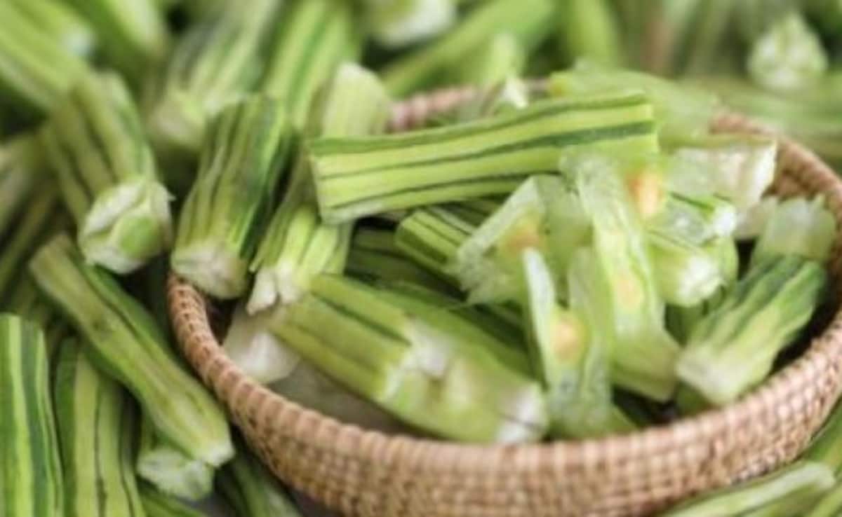 The Sambar includes a variety of vegetables, which are rich in fibres and anti-oxidants The Sambar includes a variety of vegetables, which are rich in fibres and anti-oxidants