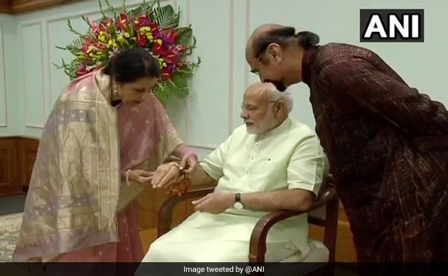PM Modi Hasn't Changed In 24 Years, Says His "Rakhi Sister"