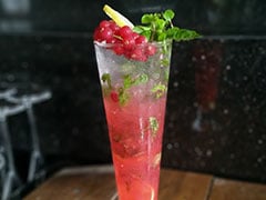 Fresh Red Currant & Basil Mojito