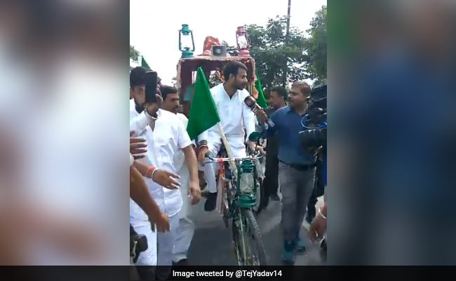 Tej Pratap Yadav Mocked By BJP's Sushil Modi For Driving Rickshaw