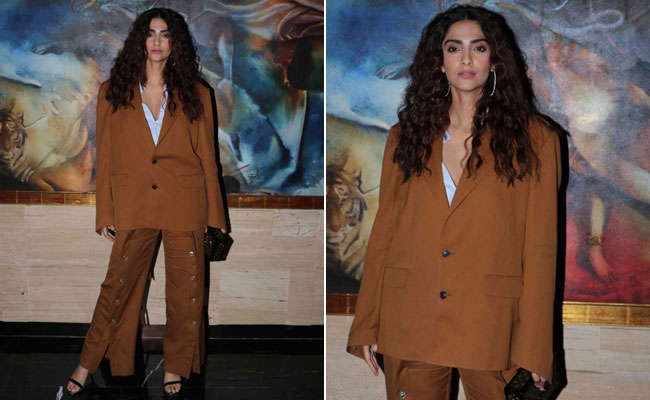 A Lesson From Sonam Kapoor In How To Get Androgynous Fashion Right