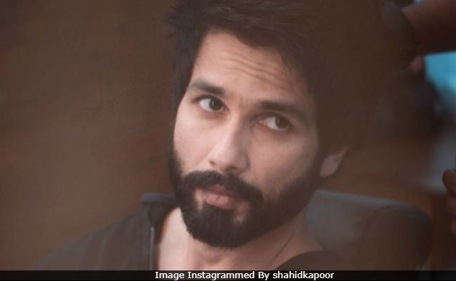 Shahid Kapoor's Twitter And Instagram Accounts Hacked, Posts About "<i>Padmavaat</i>" Shared