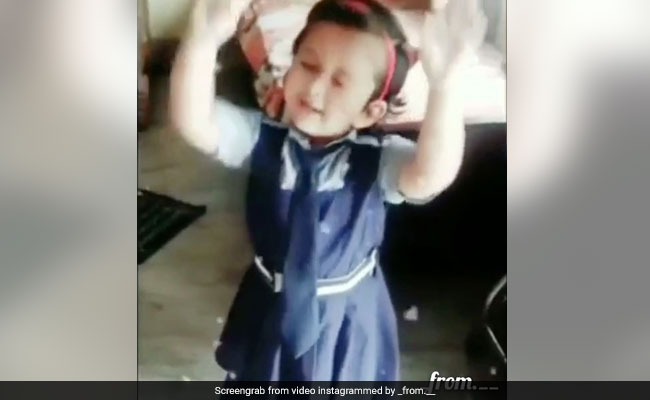 Sanju के गाने पर बच्ची ने इस तरह किया डांस, Video देखना चाहेंगे बार-बार