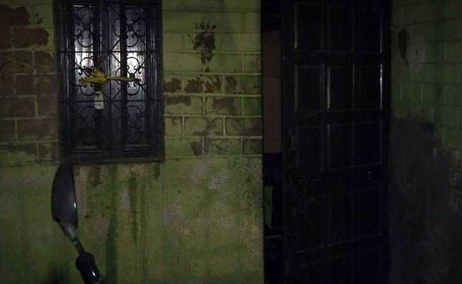 Delhi Man Allegedly Stabs Wife In Front Of 2-Year-Old Son