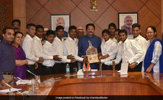 Four Tribal Students From Maharashtra Scale Mount Everest