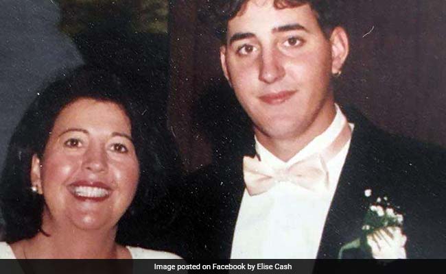 She Gave Up Finding Her Schizophrenic Son. Until An Unknown Number Called