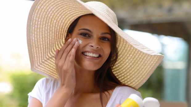 Four 2-Ingredient Face Masks For All Your Summer Skin Problems