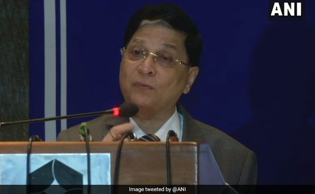 स्‍वतंत्रता दिवस समारोह पर CJI दीपक मिश्रा ने कहा,  संस्‍थान की अालोचना करना और नष्‍ट करना आसान