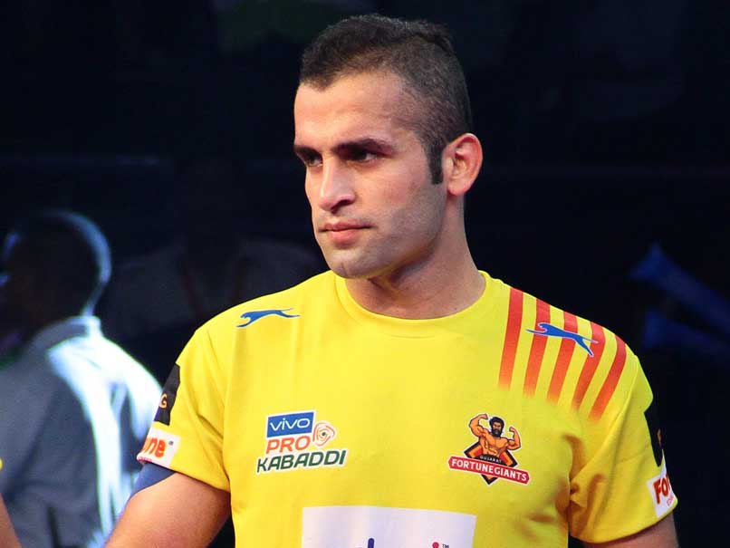 Pro Kabaddi League 2018 Auction Day 1: Monu Goyat Breaks Record, Fazel Atrachali Most Expensive Foreigner