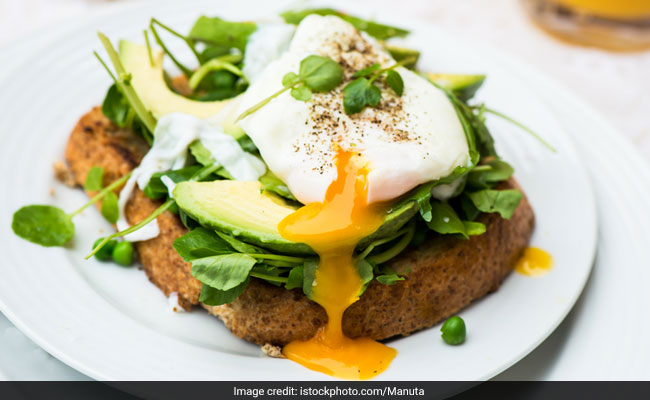 Eating filling foods can prevent overeating and reduce your overall calorie intake