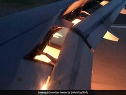 Fifa World Cup 2018: सऊदी अरब के प्लेन में अचानक लगी आग, बाल-बाल बचे खिलाड़ी Fifa World Cup 2018: सऊदी अरब के प्लेन में अचानक लगी आग, बाल-बाल बचे खिलाड़ी