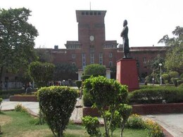 DU 5th cut off 2018: दिल्ली यूनिवर्सिटी के इन कॉलेजों ने जारी की मेरिट लिस्ट, जानिए कितने फीसदी अंकों पर मिलेगा एडमिशन DU 5th cut off 2018: दिल्ली यूनिवर्सिटी के इन कॉलेजों ने जारी की मेरिट लिस्ट, जानिए कितने फीसदी अंकों पर मिलेगा एडमिशन