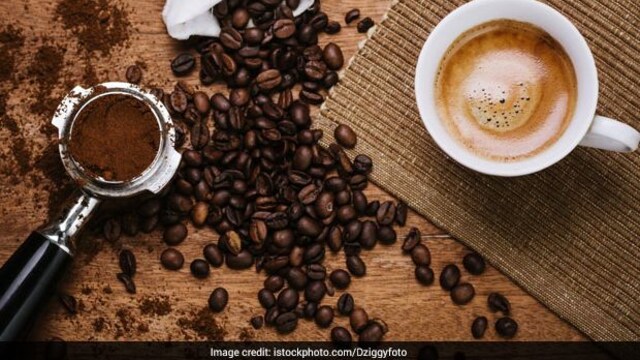 Drinking caffeine may reduce mortality in people with kidney disease