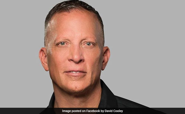 Gay Couple Separated On Flight So Straight Couple Could Sit Together