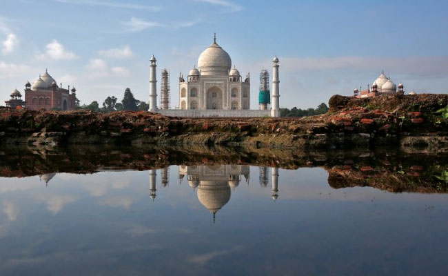 Taj Mahal's Colour Appears To Have Changed Due To Pollutants, Says Centre