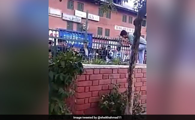 On Video, Police Officer In Srinagar Slaps Man, Calls Him "Idiot"