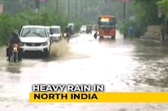 Rains Continue To Lash Delhi, Schools To Remain Closed In Ghaziabad Rains Continue To Lash Delhi, Schools To Remain Closed In Ghaziabad