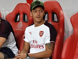 So Much Love': Mesut Ozil Thanks Arsenal Fans After Germany Racism Row So Much Love': Mesut Ozil Thanks Arsenal Fans After Germany Racism Row
