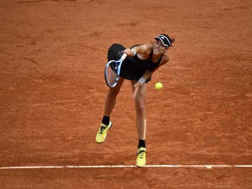 French Open 2018: Garbine Muguruza Eases Into Last 16 As Maria Sharapova, Serena Williams Edge Closer To Reunion French Open 2018: Garbine Muguruza Eases Into Last 16 As Maria Sharapova, Serena Williams Edge Closer To Reunion