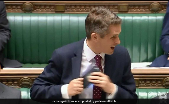 Siri "Heckles" UK Defence Minister During Speech In Parliament. Watch