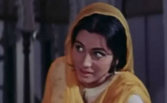 <i>Pakeezah</i> Actress Geeta Kapoor Dies In Old Age Home At 57